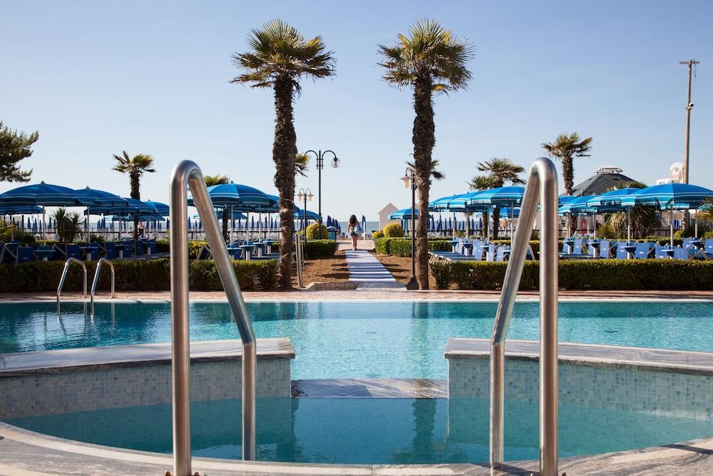 Regent'S Hotel Lido di Jesolo Ngoại thất bức ảnh