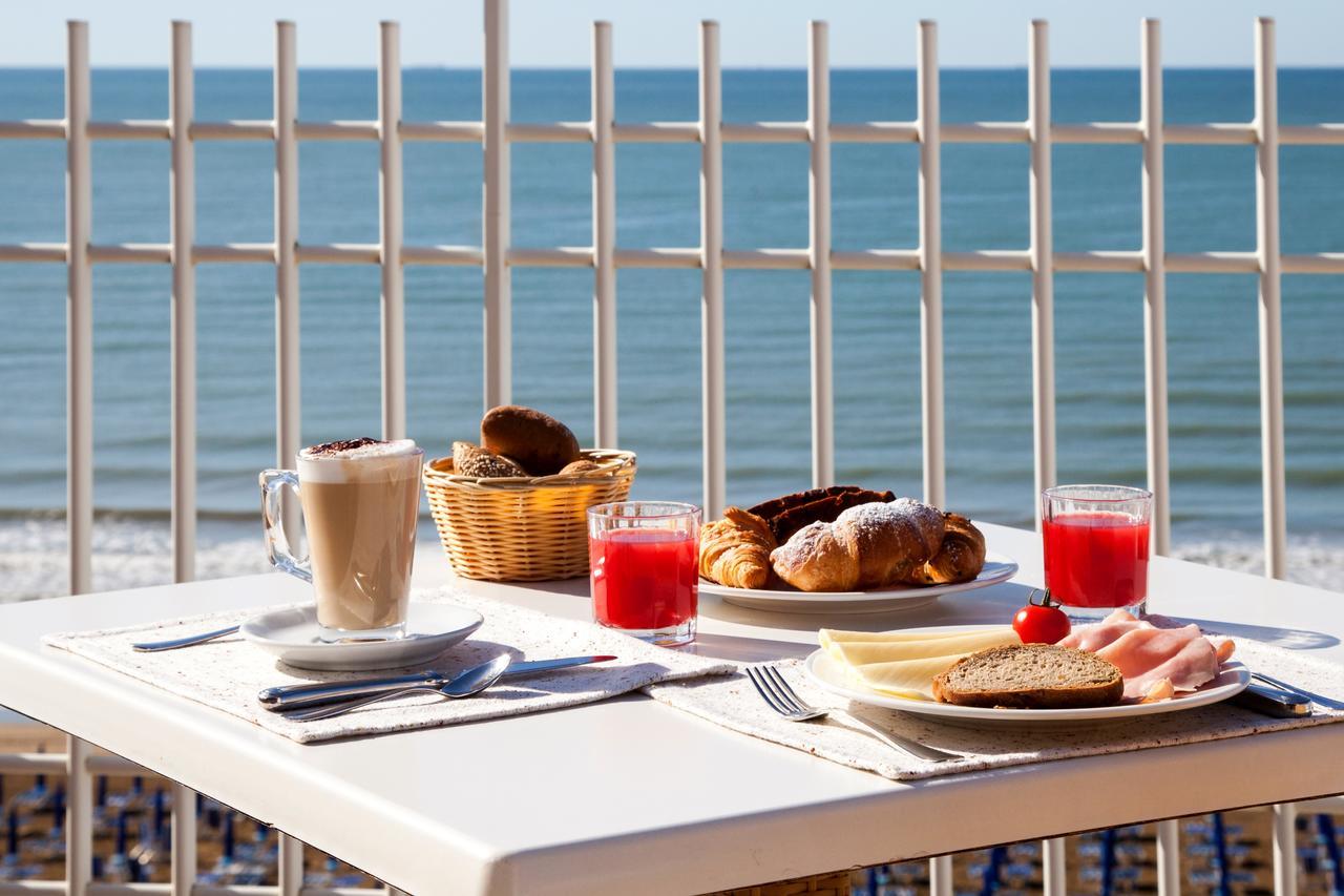 Regent'S Hotel Lido di Jesolo Ngoại thất bức ảnh
