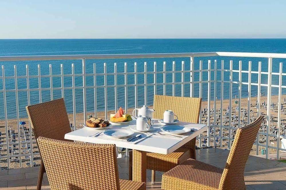 Regent'S Hotel Lido di Jesolo Ngoại thất bức ảnh